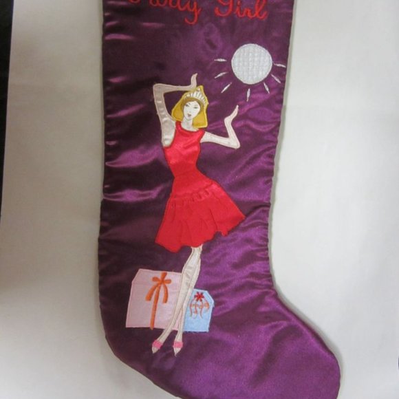 CHRISTMAS DECOR SET OF 5, STOCKINGS/TABLECLOTH/CHEER BAG/TREE SKIRT 70'S-90'S - Picture 3 of 10